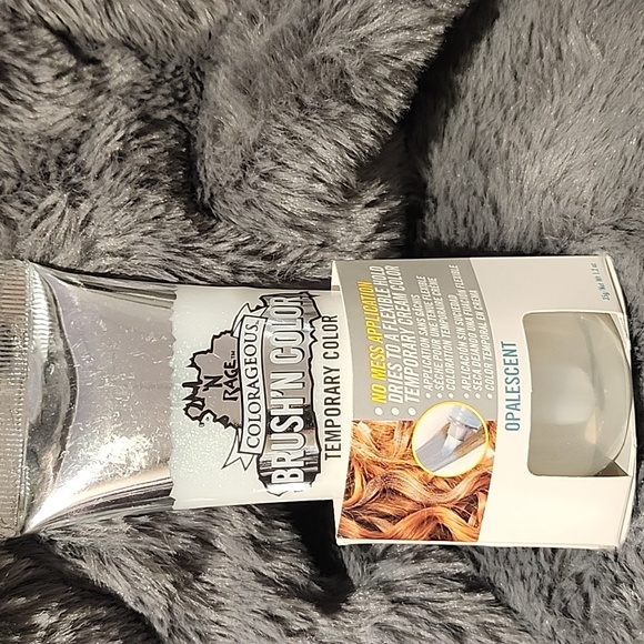 *4 for $20 💕Temporary hair color - Picture 1 of 4